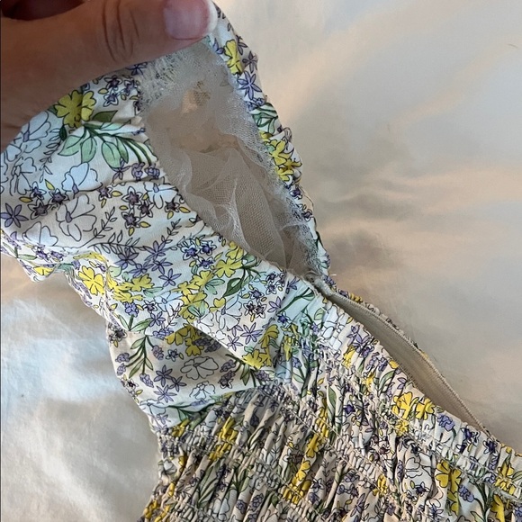 Astr The Label Floral Smocked Blouse with Puff Sleeves - Picture 4 of 4